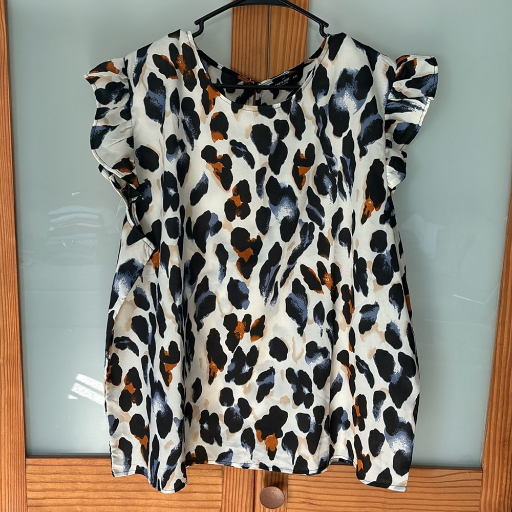Leopard print tank top